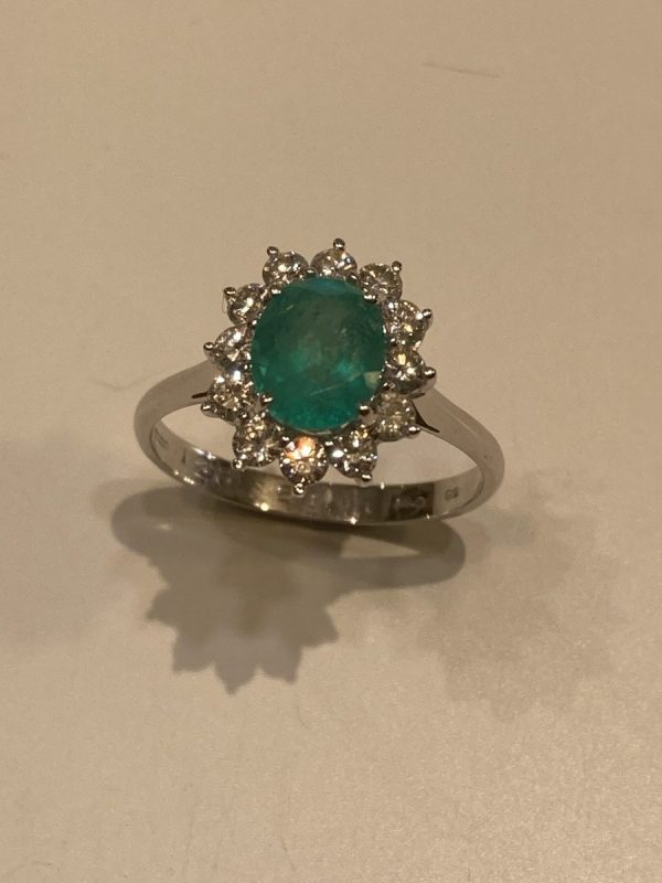 Oval Emerald & Round Brilliant Diamond Cluster ACV041/2