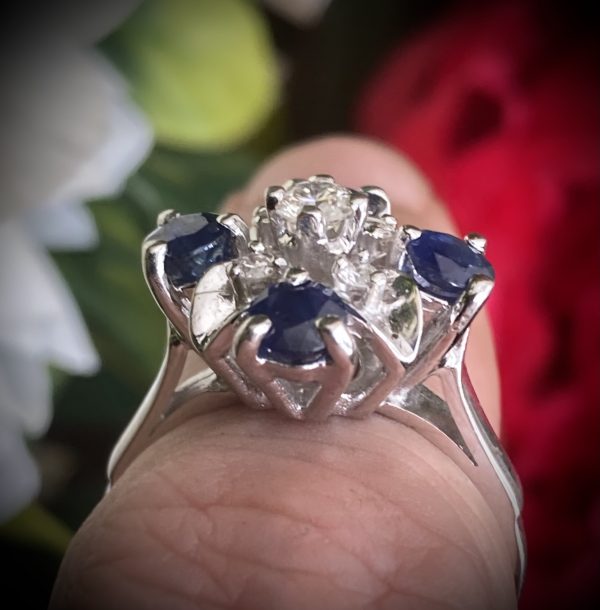 Sapphire and Diamond Flower Cluster Ring ACVAPPA222