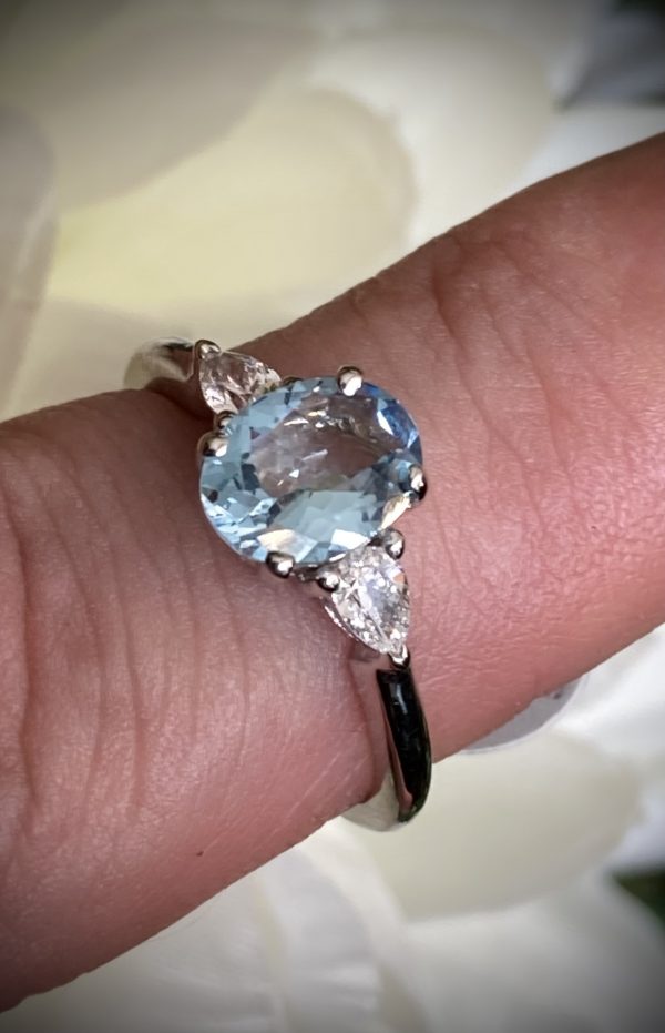 Oval Aquamarine 1.50ct with Pear Shaped Diamond Accents ACAPPV2838